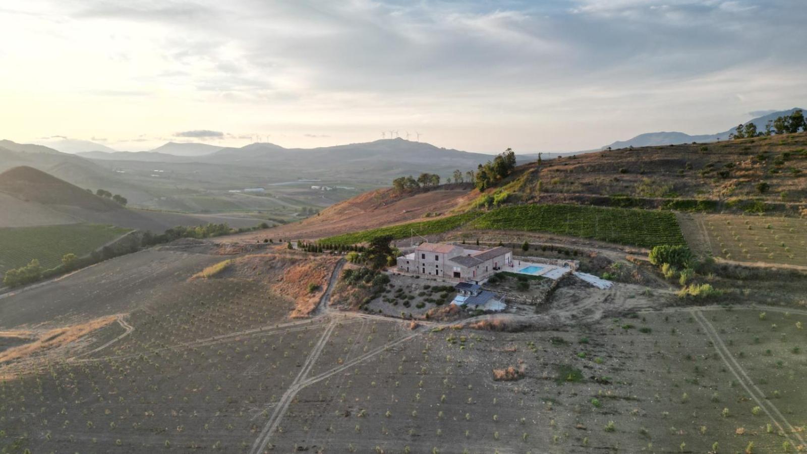 Masseria Baglio Perciata Camporeale Buitenkant foto